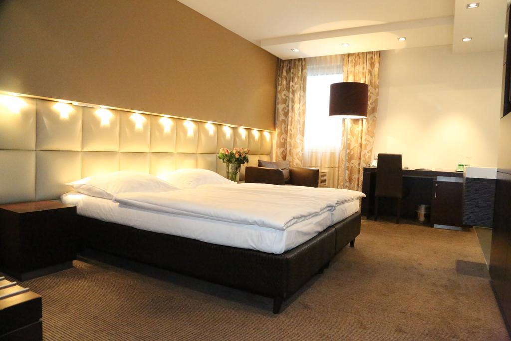 Prielmayerhof Hotel Линц Экстерьер фото
