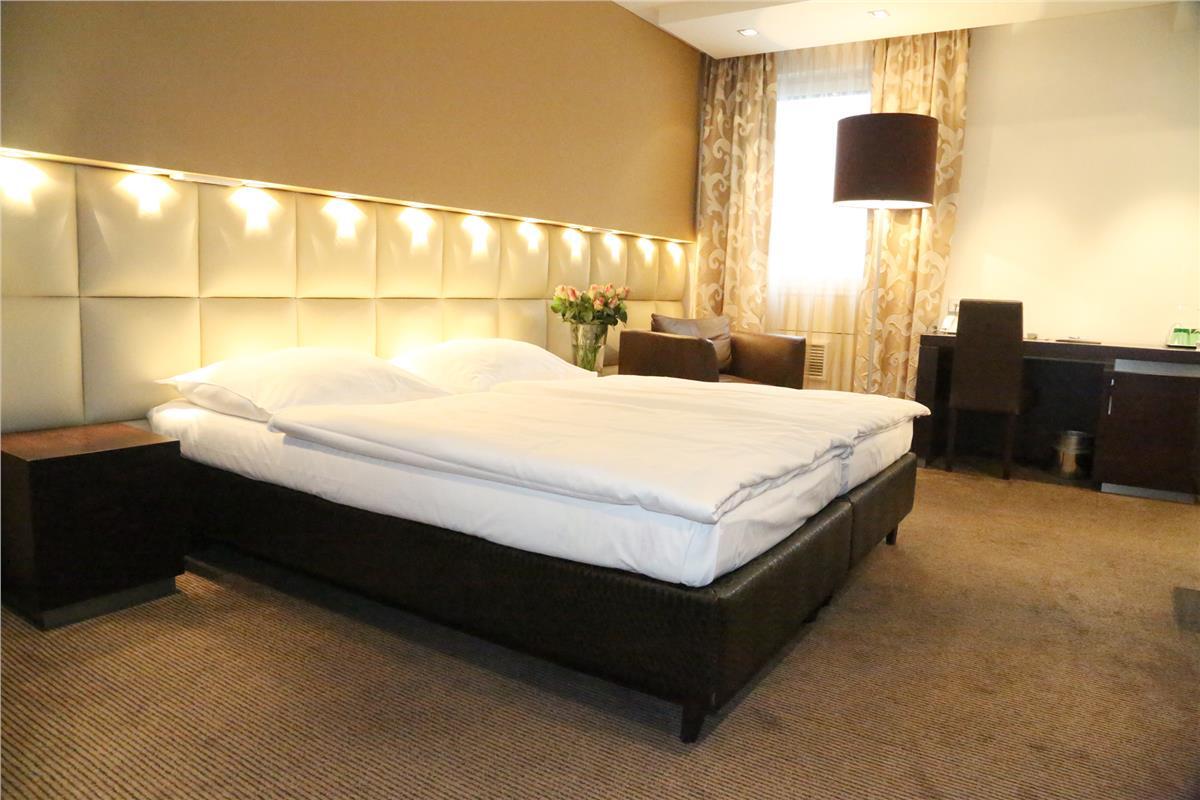 Prielmayerhof Hotel Линц Экстерьер фото